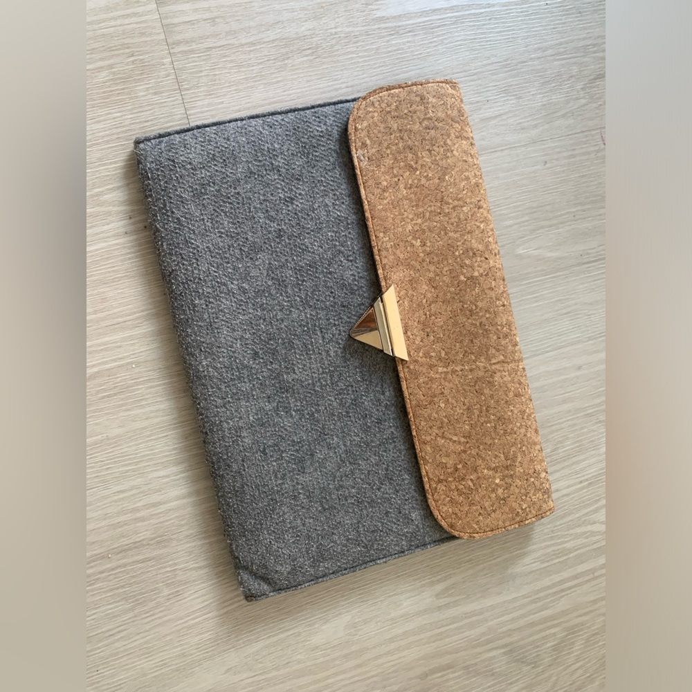 Cork and wool bag for the Fall
